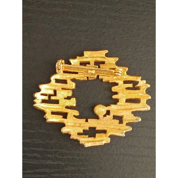 Brutalist Gold Tone Faux Pearl Vintage Openwork Brooch Pin - Picture 3 of 5